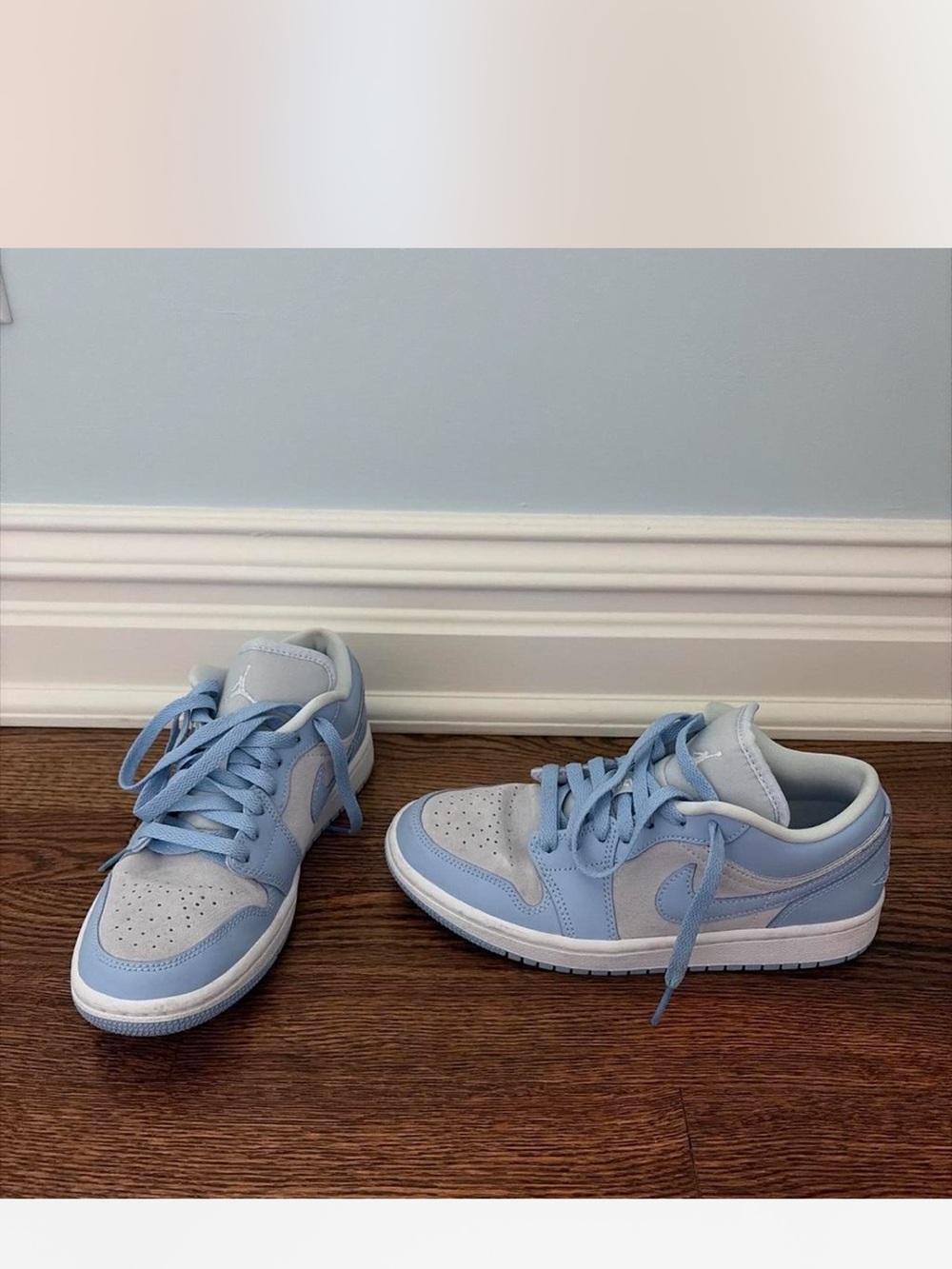 Air Jordan 1 Low Women’s Shoes